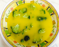 Creme de mandioquinha com brócolis