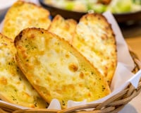 Pão de alho com queijo na fritadeira elétrica sem óleo