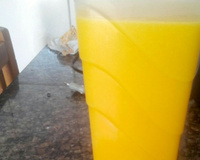 Suco de manga refrescante