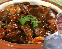 Chef Michelin revela o segredo do melhor ensopado de carne: o ingrediente simples no passo final que transforma o prato