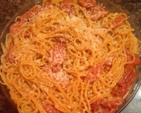 Macarrão com molho de calabresa