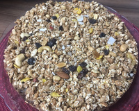 Torta integral de banana com granola