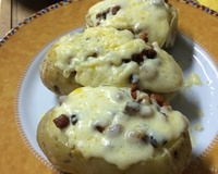 Batata recheada com bacon