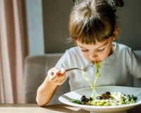Sempre faço essas 5 combinações para variar o macarrão que minha filha come e ela adora todas!