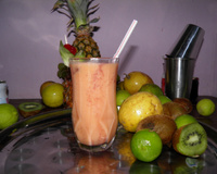 Coquetel de frutas sem álcool