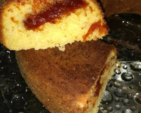 Bolo de mandioca com goiabada