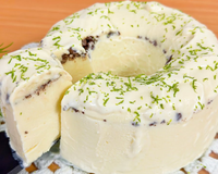 Procurando uma sobremesa refrescante para o seu Natal? Experimente esse sorvete de limão cremoso e você vai querer fazer o verão inteiro