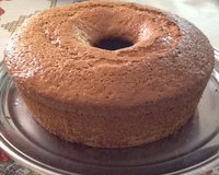 Bolo integral com calda de laranja