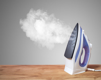 Ferro de passar roupa: 3 utilidades inusitadas