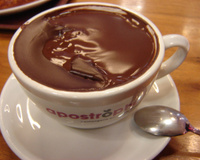 Chocolate quente sem leite ou leite condensado