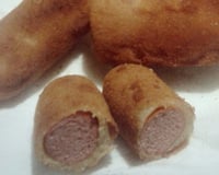 Enroladinho de salsicha frito simples