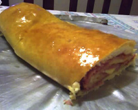 Pão recheado com presunto