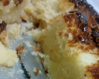Bolo de mandioca caramelizada