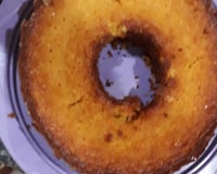 Bolo de fubá com queijo parmesão