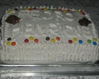 Bolo de aniversário de pêssego