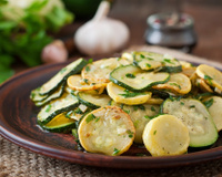 Abobrinhas à moda napolitana: receita autêntica e icônica da culinária do sul da Itália para a sua casa