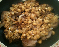 Filé mignon com champignons sauteados no açúcar