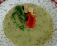 Sopa de agrião com batata