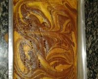 Bolo de cenoura mesclado com chocolate de liquidificador