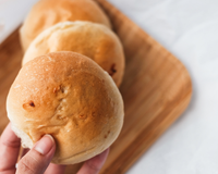 Pão sem forno em 6 minutos: uma receita saudável, fácil e rápida para o café da manhã ou um lanche