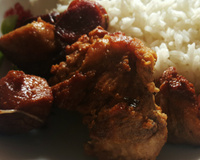 Costela de porco com linguiça calabresa defumada