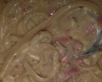 Macarrão com queijo e presunto