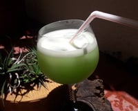 Suco de chuchu com limão