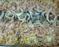 Espaguete com frutos do mar gratinado