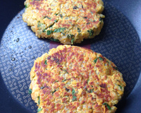 Hambúrguer de grão de bico e arroz integral