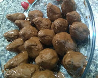 Bombom coxinha de morango com leite em pó