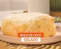 Bolo de coco gelado