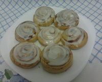 Enrolados de canela (cinnamon rolls)