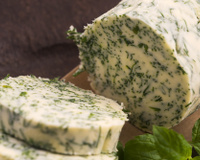 Manteiga temperada: receita deliciosa e fácil de fazer