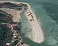 Praia brasileira pode sumir do mapa, alerta geocientista: 'Erosão acentuada'