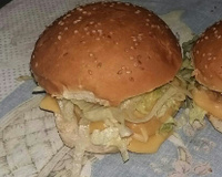 Sanduíche tipo Big Mac