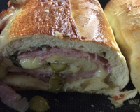 Pão recheado com presunto