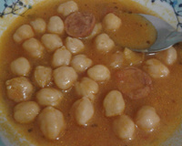 Grão-de-bico com calabresa