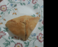 Esfiha de frango simples, barata e rápida