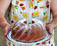 O segredo que toda avó conhece: por que a forma com buraco no meio deixa bolos e pudins mais leves e perfeitos