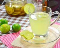 Suco de caju com limão super refrescante