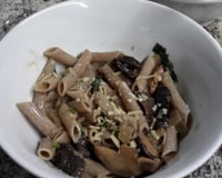 Macarrão com molho funghi secci