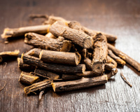 Alcaçuz: para que serve e benefícios para a saúde