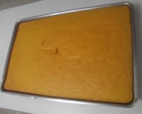 Bolo de cenoura e laranja com cobertura de chocolate