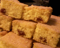 Bolo de fubá com goiabada