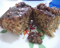 Bolo de café com nozes