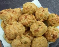 Bolinho de arroz com queijo na air fryer