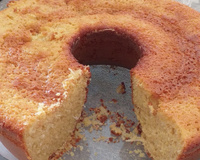 Bolo de fubá com erva doce