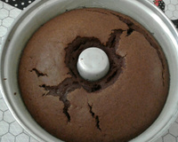 Bolo de chocolate com cobertura