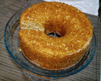Bolo de coco rápido de liquidificador