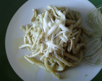 Espaguete ao pesto